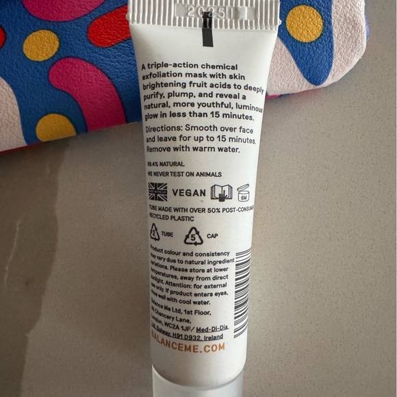 Ipsy Bag - Picture 3 of 9